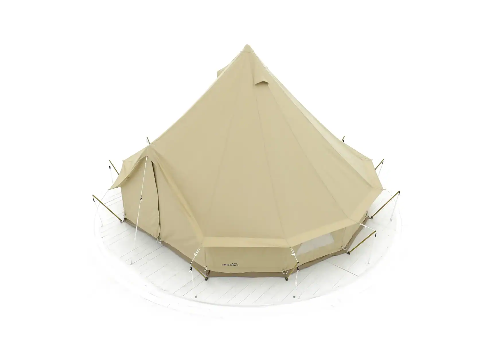 Helles, elegantes Campingzelt in beiger Farbe, ideal für outdoor Abenteuer, langlebiges Material, einfache Handhabung, perfekter Schutz bei Campingreisen, von CanvasCamp.