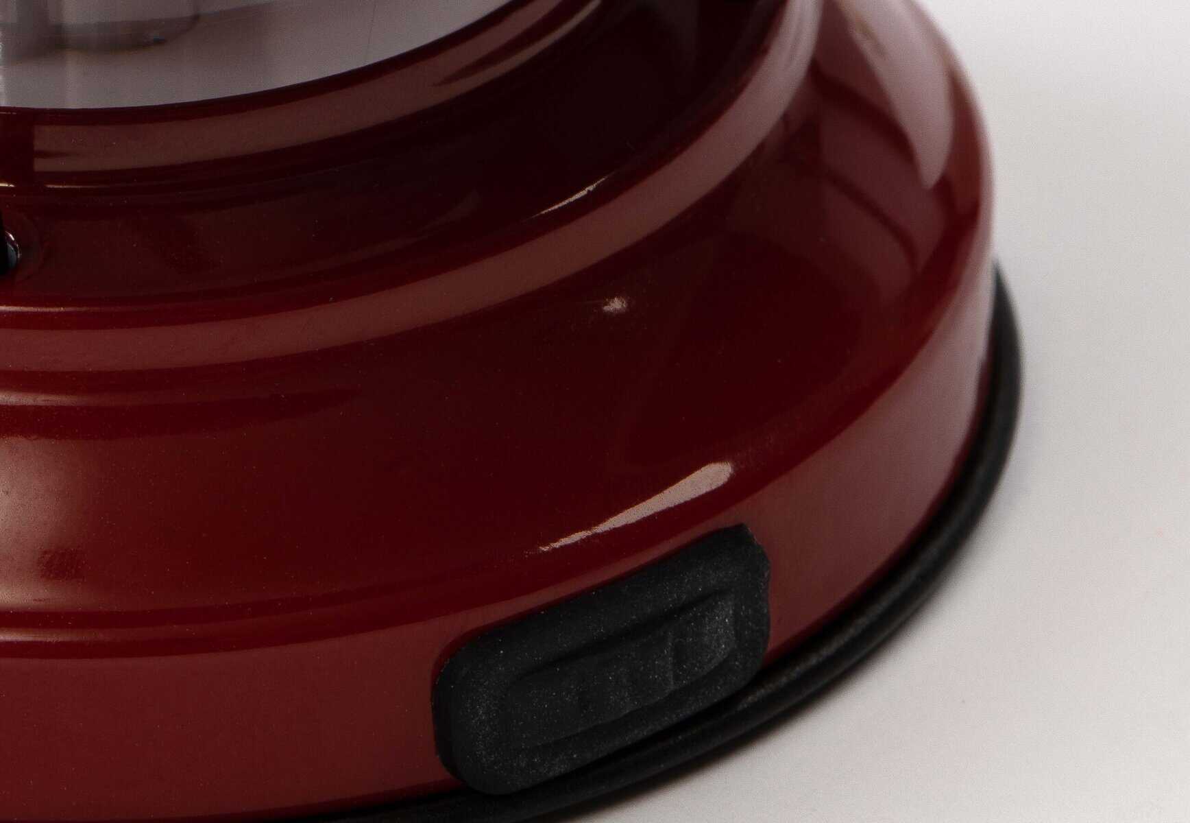 Glatter, roter Fußschalter für elektrische Werkzeuge, ergonomischer Griff, hochwertiges Material, robustes Design, professionelle Handhabung, geeignet für Heimwerker und Profis, langlebig und zuverlässig.