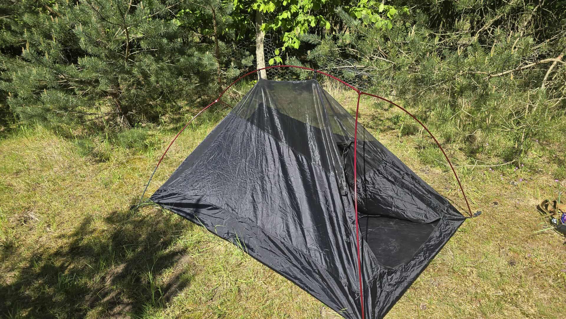 Robustes, ultraleichtes Zelt für 2 Personen, ideal für Camping, Trekking und Outdoor-Abenteuer, nur 2 kg Gewicht, einfache Handhabung, perfekt für Naturfreunde und Camping-Enthusiasten.